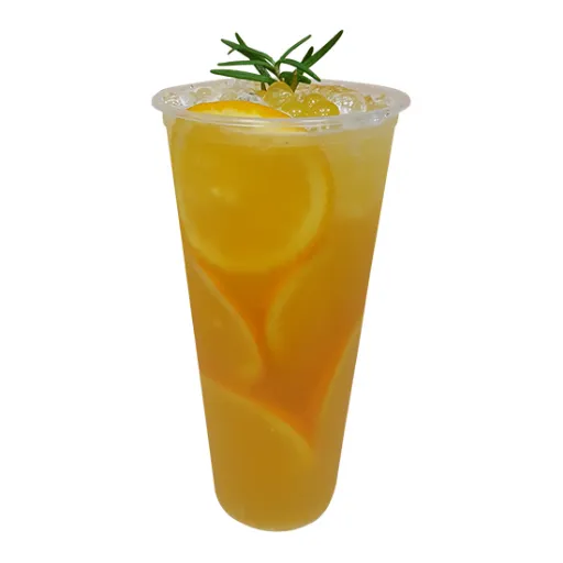 Fresh Orange Green Iced Tea filled with the Orange Slices